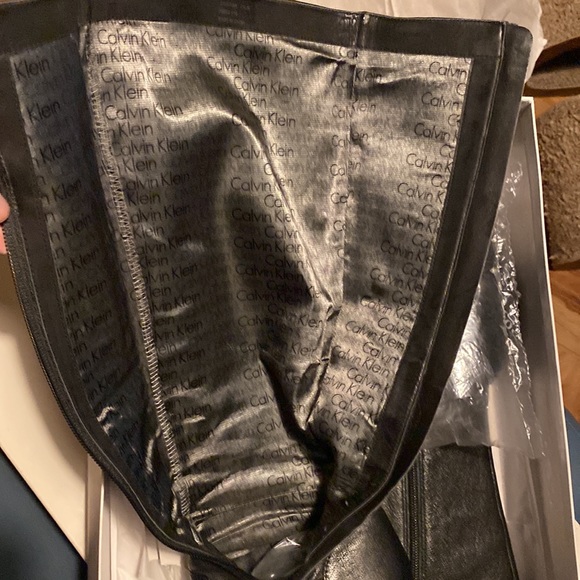 Calvin Klein tall leather Boots ✨FIRM PRICE✨ - Picture 11 of 11